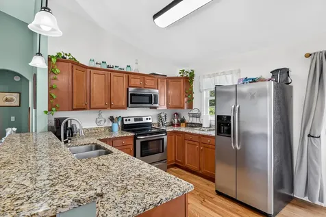 1450 Mandolin Avenue Grottoes VA 24441
