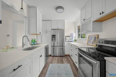 1715 A & B Cherry Avenue Charlottesville VA 22903