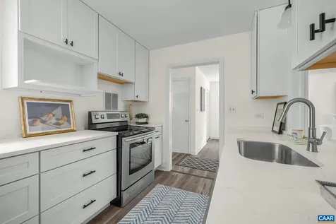 1715 A & B Cherry Avenue Charlottesville VA 22903