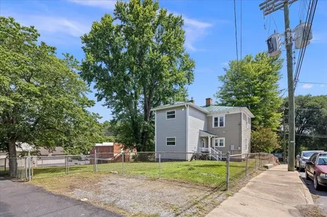 430 Bridge Street Staunton VA 24401