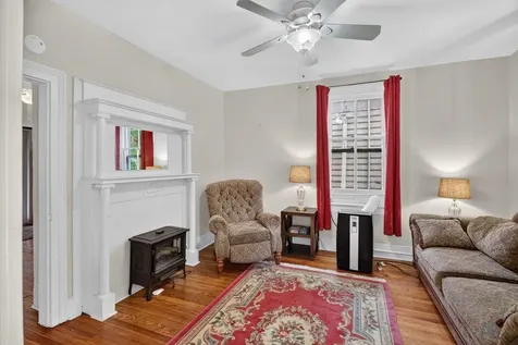 940 Beverley Street W Staunton VA 24401