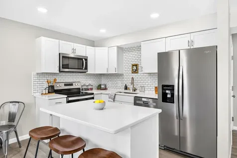 121 21st Street Grottoes VA 24441