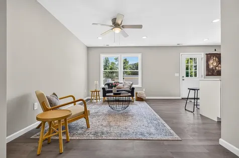 121 21st Street Grottoes VA 24441