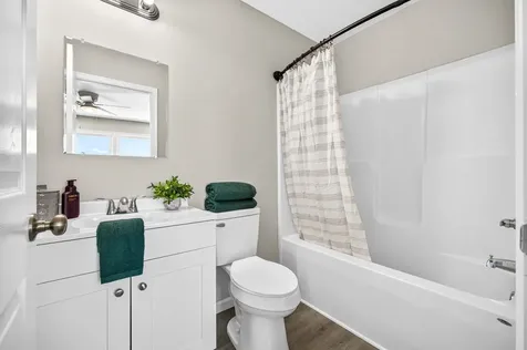 121 21st Street Grottoes VA 24441