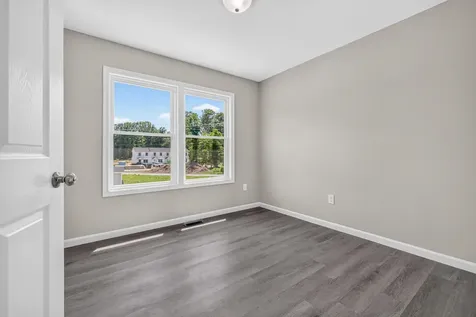 121 21st Street Grottoes VA 24441