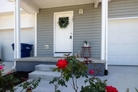121 21st Street Grottoes VA 24441