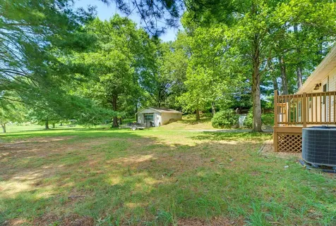 2882 East Side Highway Crimora VA 24431