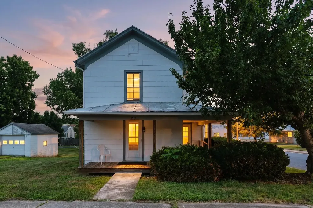 489 Charlotte Avenue N Waynesboro VA 22980