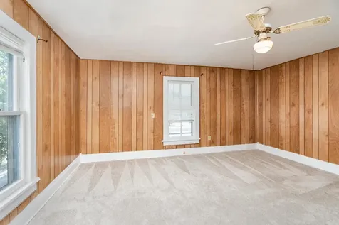 489 Charlotte Avenue N Waynesboro VA 22980