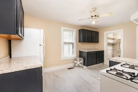 489 Charlotte Avenue N Waynesboro VA 22980