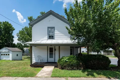 489 Charlotte Avenue N Waynesboro VA 22980