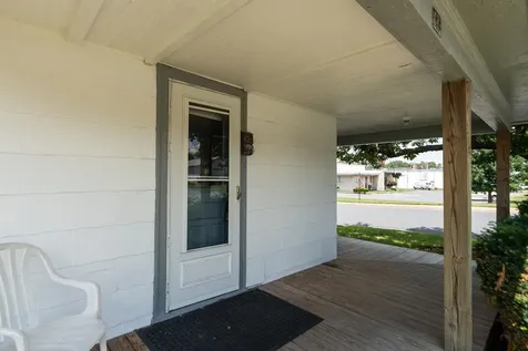 489 Charlotte Avenue N Waynesboro VA 22980