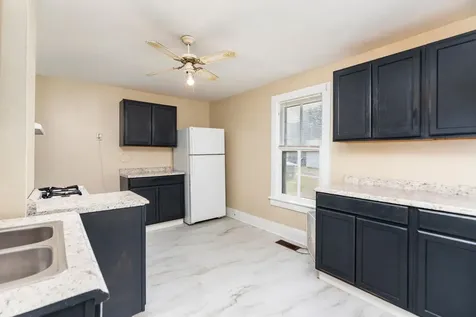 489 Charlotte Avenue N Waynesboro VA 22980