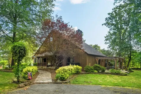 620 Walnut Hills Road Staunton VA 24401