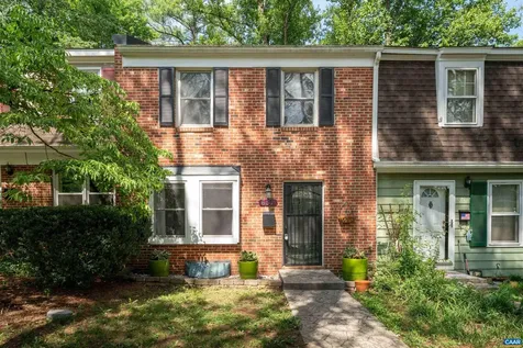 652 Lockesley Terrace Charlottesville VA 22903