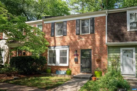 652 Lockesley Terrace Charlottesville VA 22903