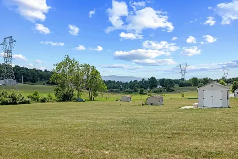 3624 Old Greenville Road Staunton VA 24401