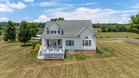 3624 Old Greenville Road Staunton VA 24401