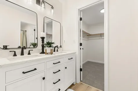 117 Yarmouth Road Stuarts Draft VA 24477