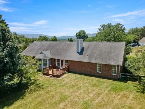 117 Yarmouth Road Stuarts Draft VA 24477