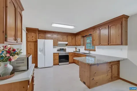 1840 Amberfield Drive Charlottesville VA 22911