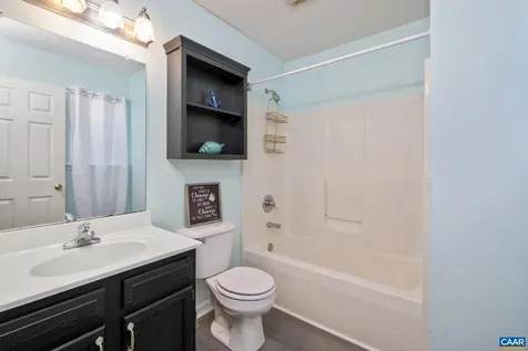 537 Edwardian Lane Waynesboro VA 22980