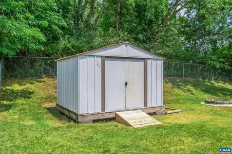 537 Edwardian Lane Waynesboro VA 22980