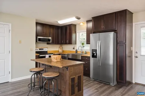 537 Edwardian Lane Waynesboro VA 22980