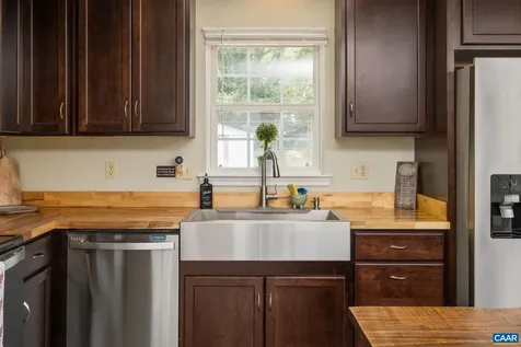 537 Edwardian Lane Waynesboro VA 22980