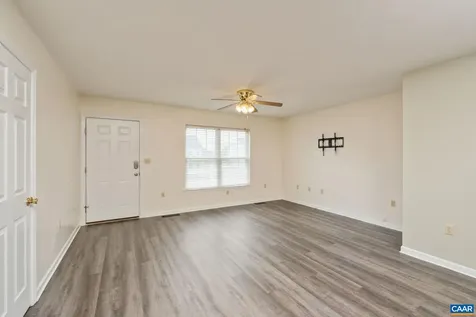 537 Edwardian Lane Waynesboro VA 22980