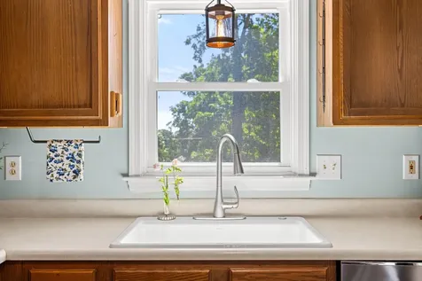 625 Essex Drive Staunton VA 24401