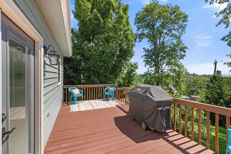625 Essex Drive Staunton VA 24401
