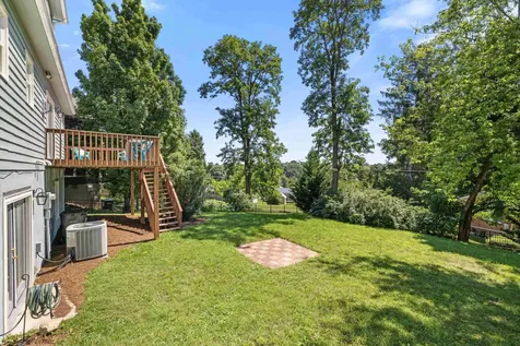 625 Essex Drive Staunton VA 24401
