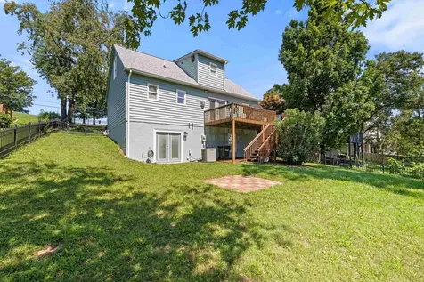 625 Essex Drive Staunton VA 24401
