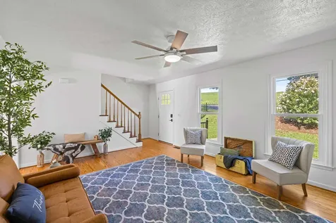 625 Essex Drive Staunton VA 24401