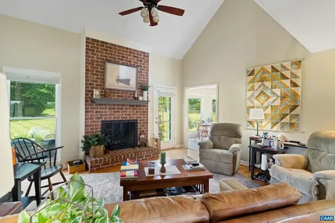 23 Christopher Court Waynesboro VA 22980