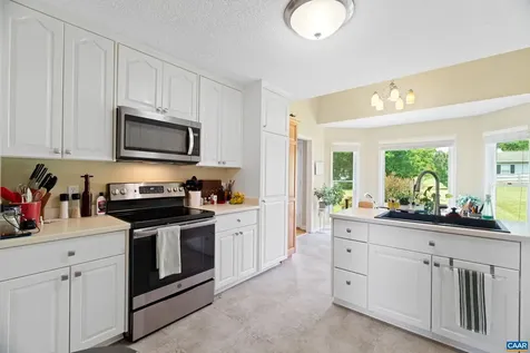 23 Christopher Court Waynesboro VA 22980