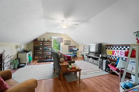 23 Christopher Court Waynesboro VA 22980