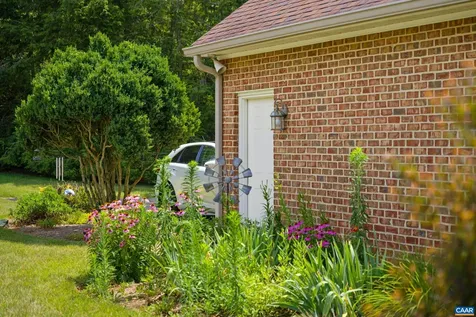 23 Christopher Court Waynesboro VA 22980