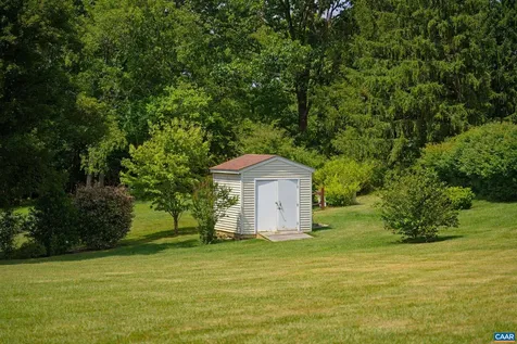 23 Christopher Court Waynesboro VA 22980