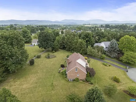 23 Christopher Court Waynesboro VA 22980