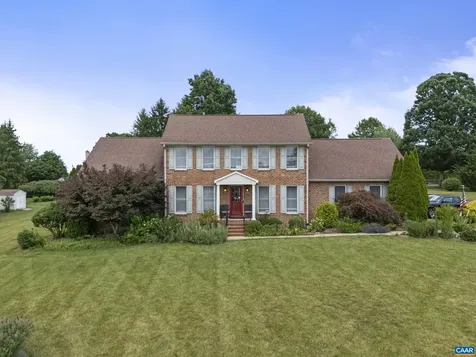 23 Christopher Court Waynesboro VA 22980