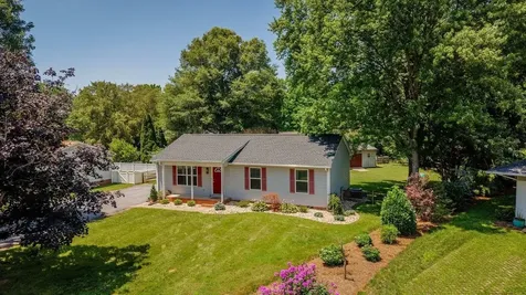 503 Riverside Drive E Bridgewater VA 22812