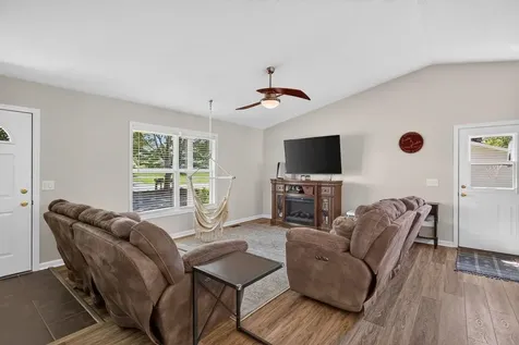 503 Riverside Drive E Bridgewater VA 22812