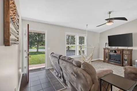 503 Riverside Drive E Bridgewater VA 22812