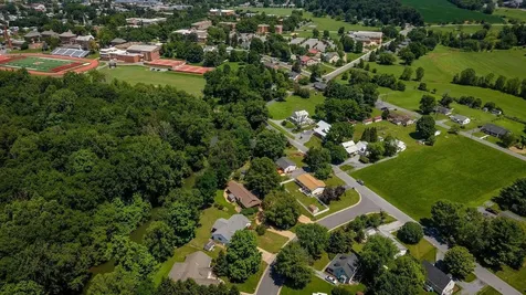 503 Riverside Drive E Bridgewater VA 22812