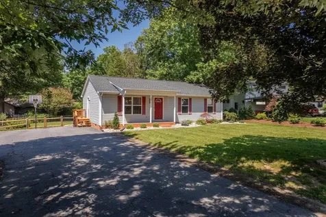 503 Riverside Drive E Bridgewater VA 22812