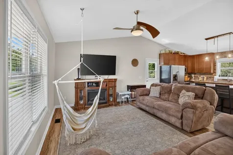 503 Riverside Drive E Bridgewater VA 22812