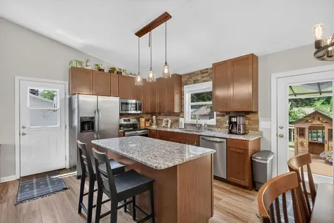 503 Riverside Drive E Bridgewater VA 22812