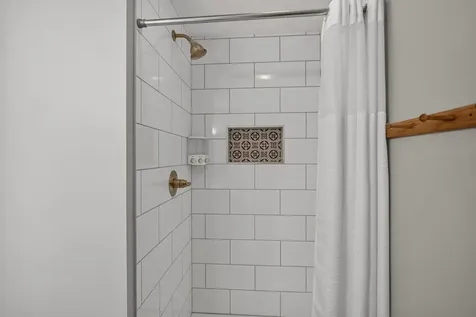 225 Walnut Drive Broadway VA 22815